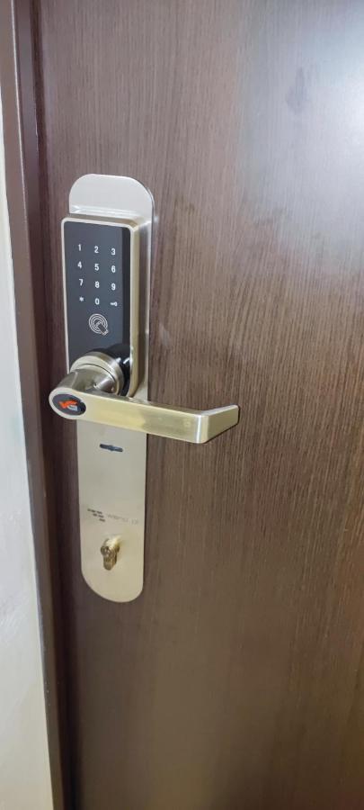 Cosmopolitan Apartament Z Bezplatnym, Prywatnym Parkingiem W Hali Garazowej Torun Exterior photo